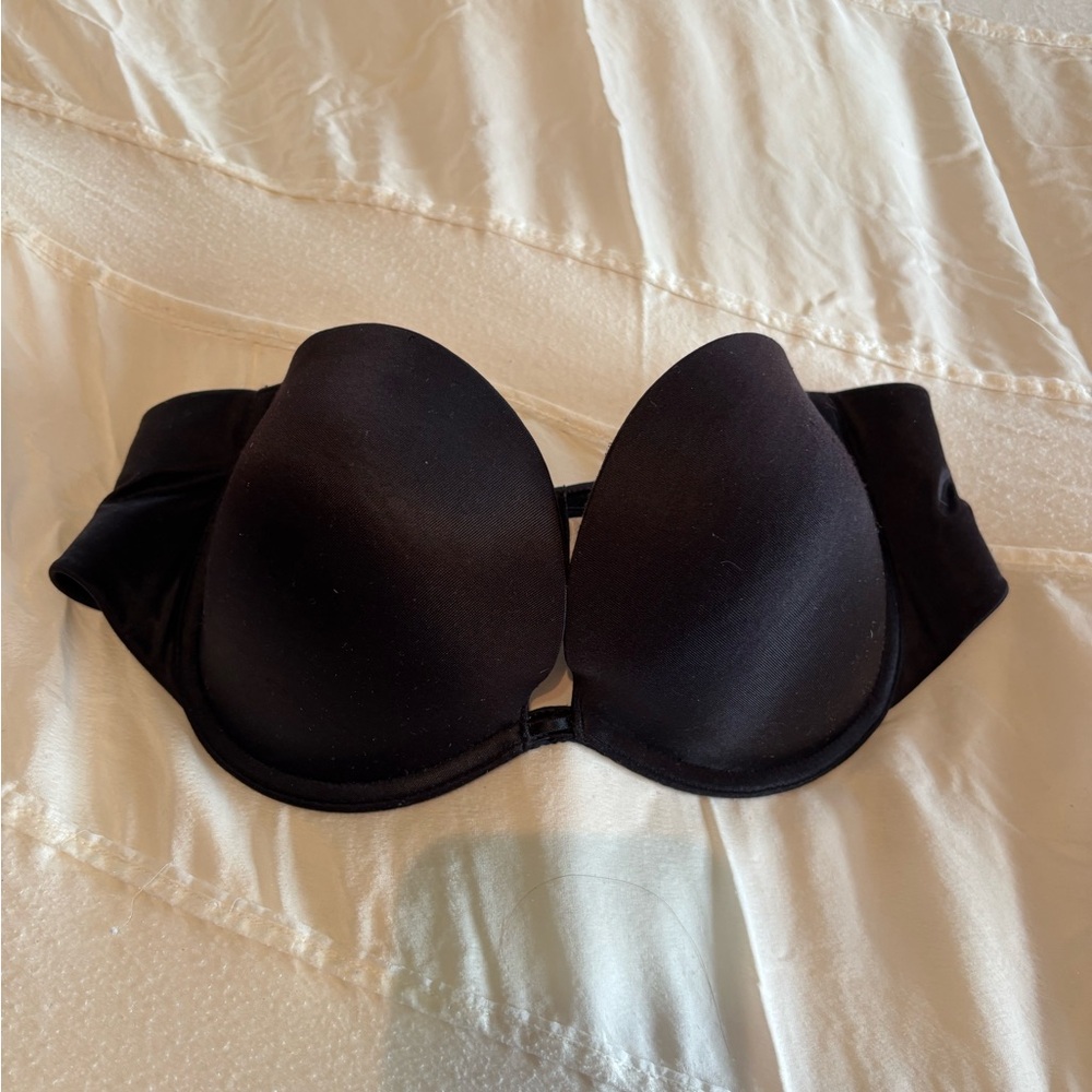Victoria's Secret Black Strapless Bra size 36B vs Victorias Secret